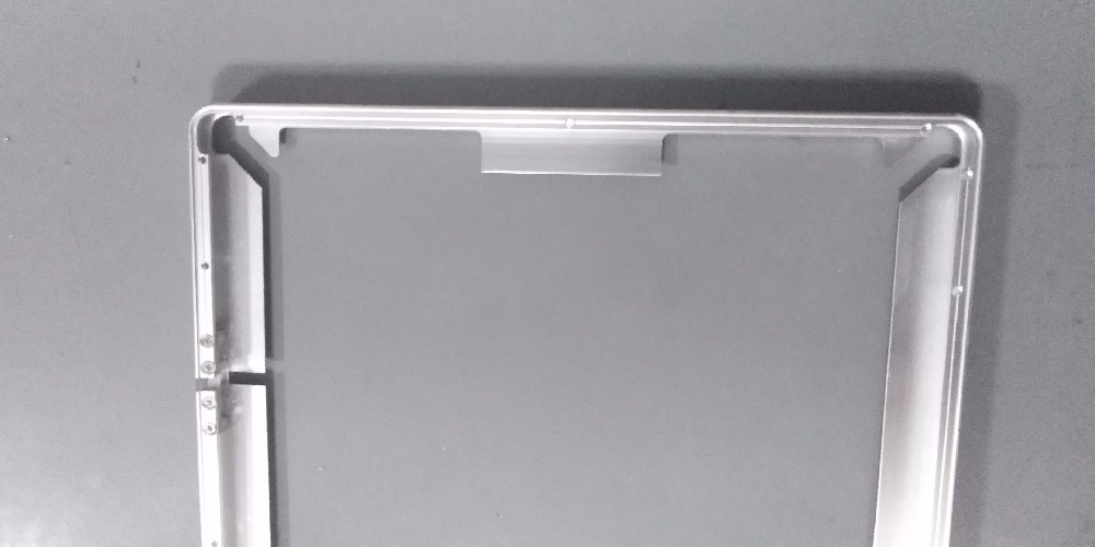 壁掛式廣告機(jī)邊框樣品1